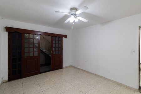Casa para alugar com 3 quartos, 120m² em Vila Silvia, São Paulo