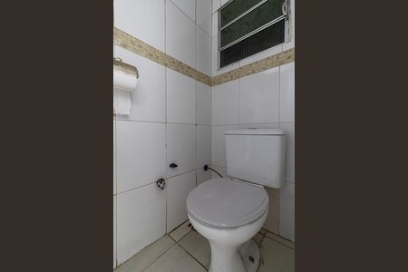 Banheiro de casa para alugar com 3 quartos, 120m² em Vila Silvia, São Paulo