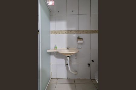 Casa para alugar com 120m², 3 quartos e 1 vaga Casa para alugar com 120m², 3 quartos e 1 vagaBanheiro