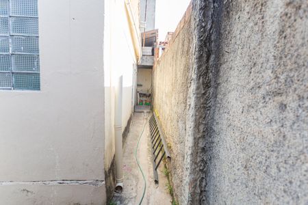 Casa à venda com 200m², 5 quartos e 2 vagas Casa à venda com 200m², 5 quartos e 2 vagasEntrada da Casa 3