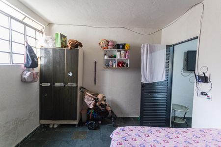 Casa à venda com 200m², 5 quartos e 2 vagas Casa à venda com 200m², 5 quartos e 2 vagasQuarto 2 da Casa 1