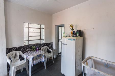 Casa à venda com 200m², 5 quartos e 2 vagas Casa à venda com 200m², 5 quartos e 2 vagasCopa da Casa 1