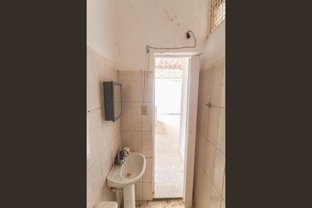 Casa à venda com 200m², 5 quartos e 2 vagas Casa à venda com 200m², 5 quartos e 2 vagasBanheiro Social da Casa 2