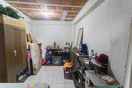Casa à venda com 200m², 5 quartos e 2 vagas Casa à venda com 200m², 5 quartos e 2 vagasQuarto 1 da Casa 1