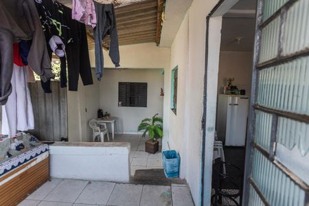 Casa à venda com 200m², 5 quartos e 2 vagas Casa à venda com 200m², 5 quartos e 2 vagasÁrea de Serviço da Casa 1