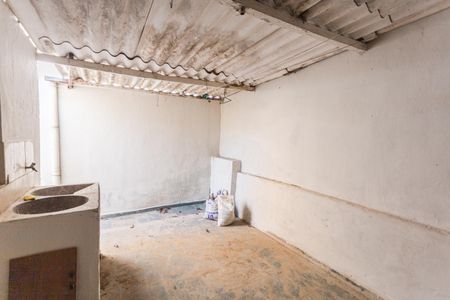 Casa à venda com 200m², 5 quartos e 2 vagas Casa à venda com 200m², 5 quartos e 2 vagasÁrea de Serviço da Casa 2