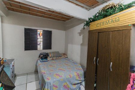 Casa à venda com 200m², 5 quartos e 2 vagas Casa à venda com 200m², 5 quartos e 2 vagasQuarto 1 da Casa 1
