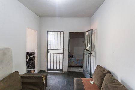 Casa à venda com 200m², 5 quartos e 2 vagas Casa à venda com 200m², 5 quartos e 2 vagasSala da Casa 1