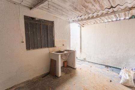 Casa à venda com 200m², 5 quartos e 2 vagas Casa à venda com 200m², 5 quartos e 2 vagasÁrea de Serviço da Casa 2