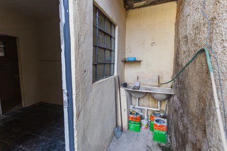 Casa à venda com 200m², 5 quartos e 2 vagas Casa à venda com 200m², 5 quartos e 2 vagasÁrea de Serviço da Casa 3