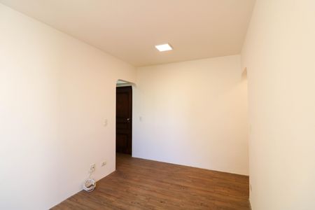 Apartamento à venda com 48m², 1 quarto e 1 vaga Apartamento à venda com 48m², 1 quarto e 1 vagaSala