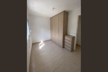 Quarto 2 de apartamento para alugar com 2 quartos, 49m² em Restinga, Porto Alegre