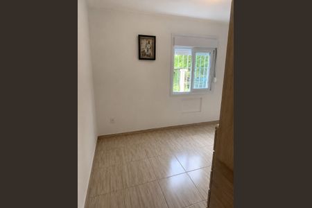 Quarto 2 de apartamento para alugar com 2 quartos, 49m² em Restinga, Porto Alegre