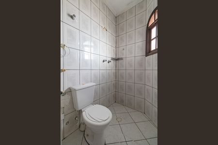 Casa para alugar com 84m², 3 quartos e 1 vaga Casa para alugar com 84m², 3 quartos e 1 vagaBanheiro Suíte
