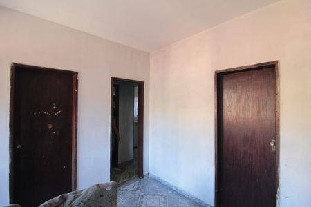 Casa à venda com 212m², 2 quartos e 2 vagasCasa 1 | Sala