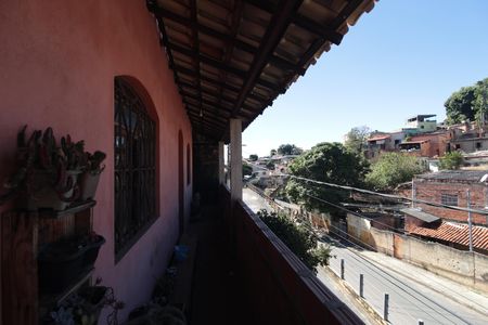 Casa à venda com 212m², 2 quartos e 2 vagasCasa 1 | Varanda