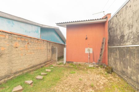 Casa à venda com 56m², 1 quarto e 2 vagas Casa à venda com 56m², 1 quarto e 2 vagasPátio nos fundos