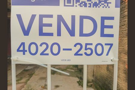 Casa à venda com 56m², 1 quarto e 2 vagas Casa à venda com 56m², 1 quarto e 2 vagasPlaca