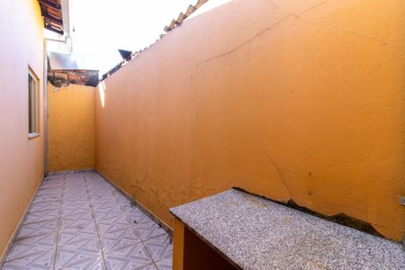 Casa à venda com 100m², 2 quartos e 5 vagas Casa à venda com 100m², 2 quartos e 5 vagasCozinha e Área de Serviço