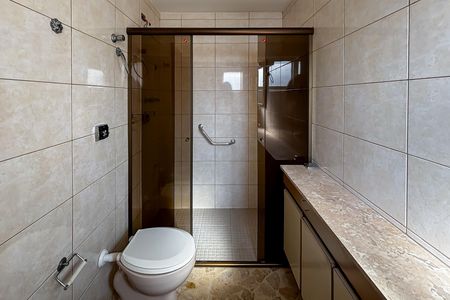 Apartamento à venda com 158m², 3 quartos e 1 vaga Apartamento à venda com 158m², 3 quartos e 1 vagaBanheiro da Suíte