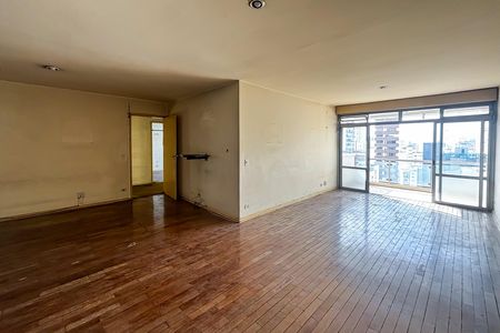 Apartamento à venda com 158m², 3 quartos e 1 vaga Apartamento à venda com 158m², 3 quartos e 1 vagaSala