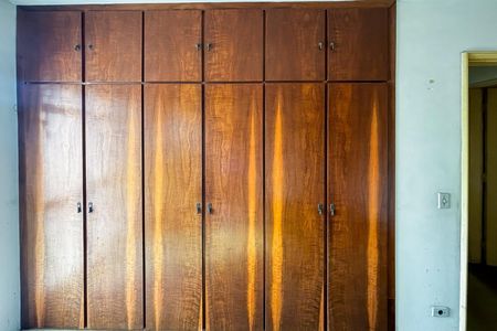 Apartamento à venda com 158m², 3 quartos e 1 vaga Apartamento à venda com 158m², 3 quartos e 1 vagaSuíte