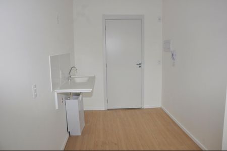 Kitnet / studio - Quarto e Cozinha de apartamento para alugar com 1 quarto, 17m² em Vila Jaguara, São Paulo