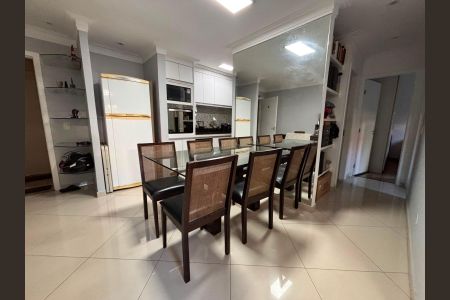 Sala de apartamento para alugar com 2 quartos, 84m² em Jardim Barbacena, Cotia