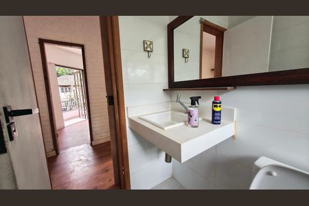 Casa de condomínio para alugar com 250m², 4 quartos e 2 vagas