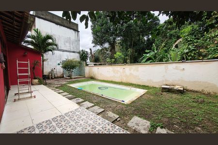 Casa de condomínio para alugar com 250m², 4 quartos e 2 vagas