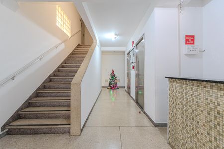 Hall de entrada de apartamento para alugar com 1 quarto, 44m² em Liberdade, São Paulo