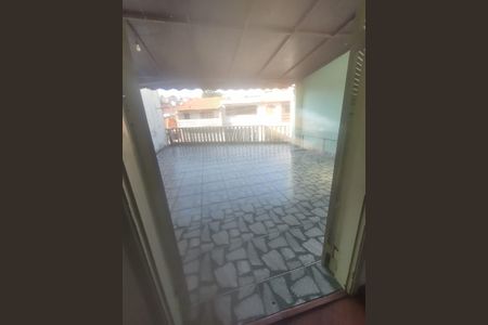 Área externa de casa à venda com 3 quartos, 150m² em Cidade Líder, São Paulo