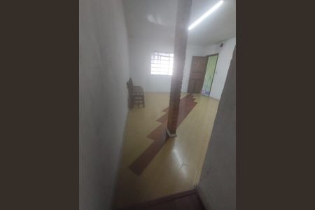Casa à venda com 150m², 3 quartos e 2 vagas Casa à venda com 150m², 3 quartos e 2 vagasSala