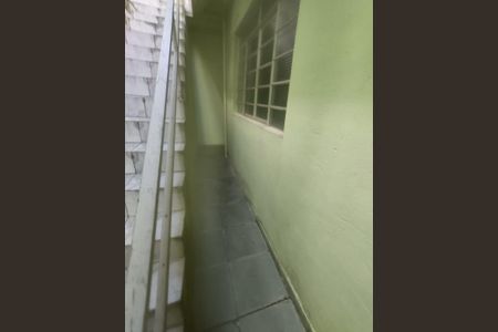 Casa à venda com 150m², 3 quartos e 2 vagas Casa à venda com 150m², 3 quartos e 2 vagasÁrea externa