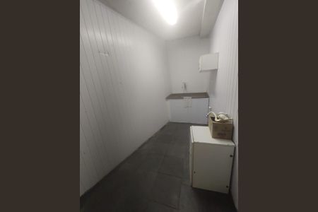 Casa à venda com 150m², 3 quartos e 2 vagas Casa à venda com 150m², 3 quartos e 2 vagasÁrea externa