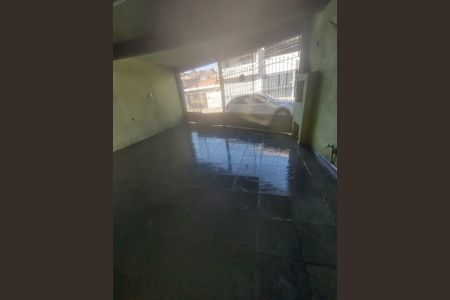 Casa à venda com 150m², 3 quartos e 2 vagas Casa à venda com 150m², 3 quartos e 2 vagasÁrea externa