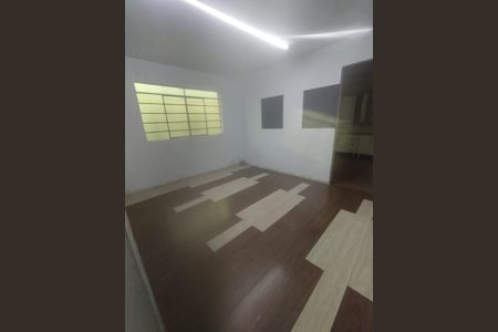 Casa à venda com 150m², 3 quartos e 2 vagas Casa à venda com 150m², 3 quartos e 2 vagasQuarto