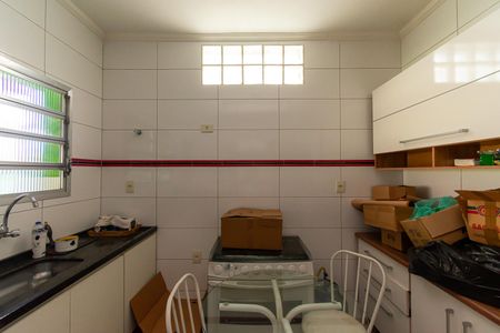 Casa para alugar com 115m², 2 quartos e 2 vagasCozinha