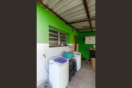 Casa para alugar com 115m², 2 quartos e 2 vagasÁrea de serviço