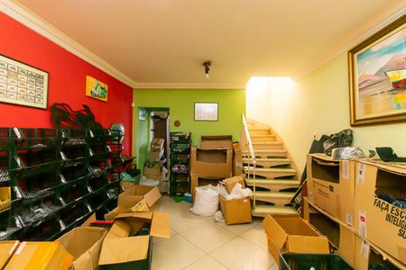 Casa para alugar com 115m², 2 quartos e 2 vagasSala