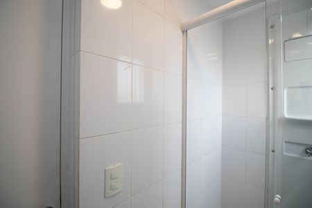Apartamento para alugar com 65m², 2 quartos e 1 vaga Apartamento para alugar com 65m², 2 quartos e 1 vagaBanheiro 2
