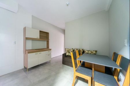 Sala Cozinha de apartamento para alugar com 1 quarto, 30m² em Jardim Algarve, Viamão