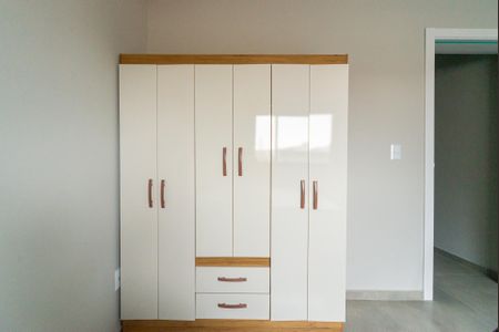 Armario de apartamento para alugar com 1 quarto, 30m² em Jardim Algarve, Viamão