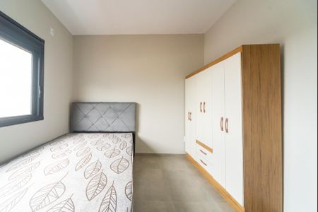 Quarto de apartamento para alugar com 1 quarto, 30m² em Jardim Algarve, Viamão