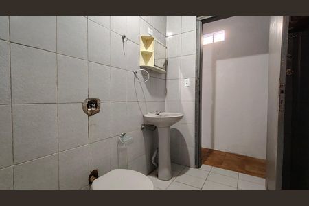Casa para alugar com 40m², 2 quartos e sem vaga