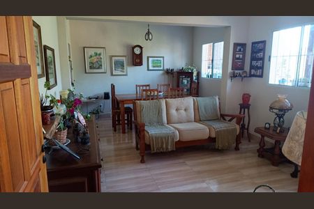 Sala de casa à venda com 3 quartos, 137m² em Jardim Carlos Lourenço, Campinas