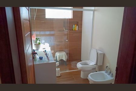 Banheiro de casa à venda com 3 quartos, 137m² em Jardim Carlos Lourenço, Campinas