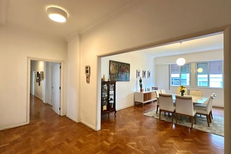Apartamento à venda com 270m², 4 quartos e 2 vagas