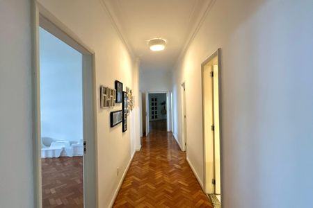 Apartamento à venda com 270m², 4 quartos e 2 vagas