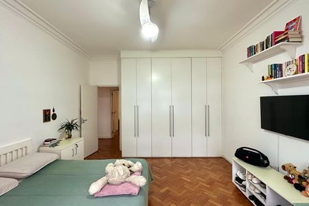 Apartamento à venda com 270m², 4 quartos e 2 vagas